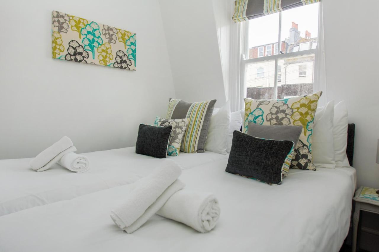 Marine Cottage - Parking - By Brighton Holiday Lets Exterior foto